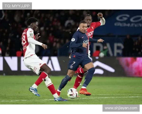 法甲第16轮摩纳哥主场失利巴黎圣日耳曼4-2逆袭赢得关键胜利 法甲第16轮摩纳哥主场失利巴黎圣日耳曼4-2逆袭赢得关键胜利