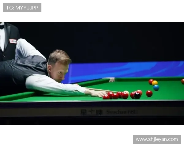 特鲁姆普与奥沙利文苦战晋级 台球赛场悬念不断赛事精彩纷呈