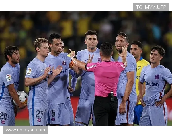 西甲焦点战巴萨凭控球与反击战术战胜莱万特力克对手