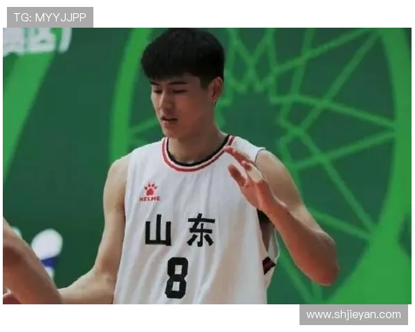 全运U22男篮半决赛广东队轻松战胜上海队李奕臻表现出色砍下18分5板2助